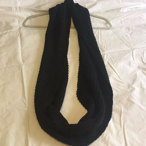 Black infinity scarf